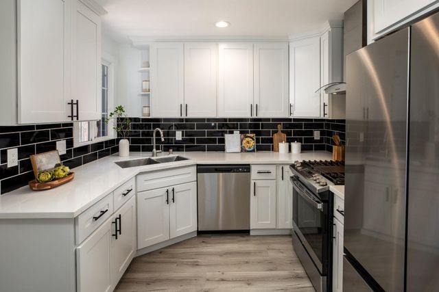 418 N Kingston Street, San Mateo, CA 94401