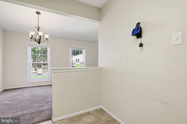 147 COMMONWEALTH DR, Newtown, PA 18940