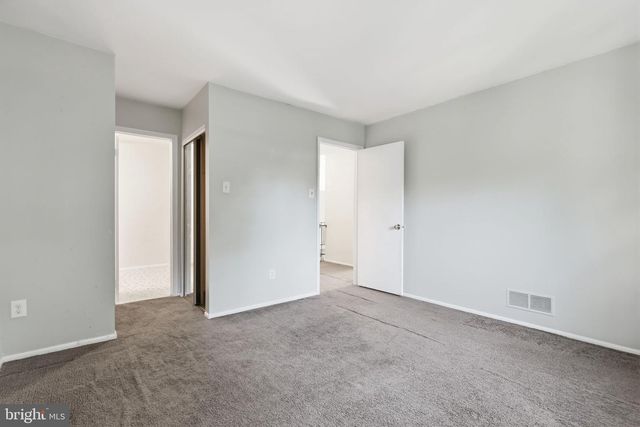 147 COMMONWEALTH DR, Newtown, PA 18940