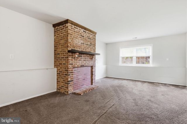 147 COMMONWEALTH DR, Newtown, PA 18940