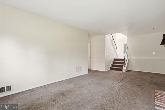 147 COMMONWEALTH DR, Newtown, PA 18940
