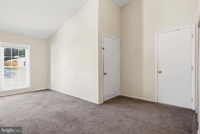 147 COMMONWEALTH DR, Newtown, PA 18940