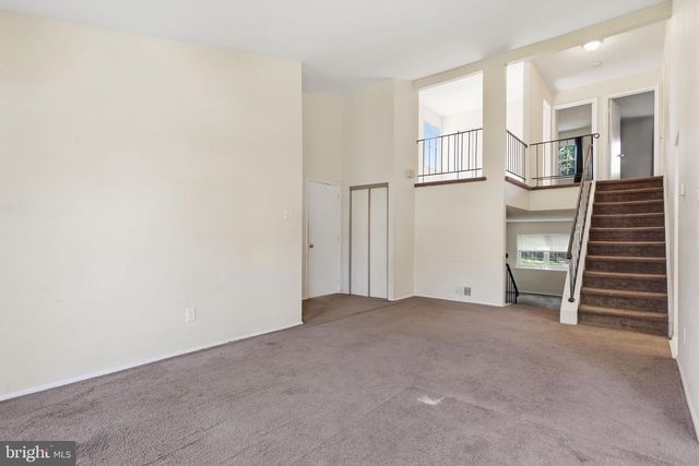 147 COMMONWEALTH DR, Newtown, PA 18940