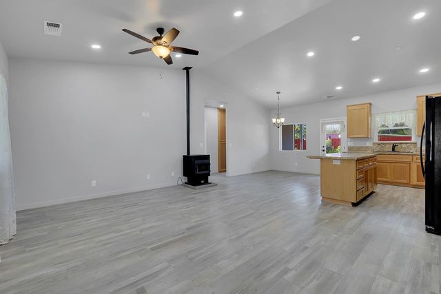 13346 Rices Crossing Rd, Oregon House, CA 95962