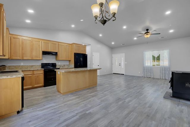 13346 Rices Crossing Rd, Oregon House, CA 95962