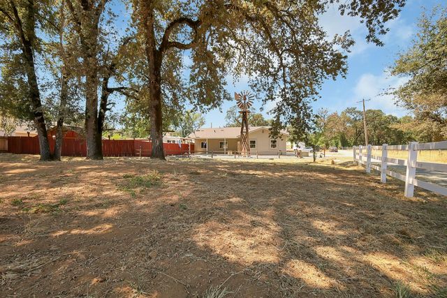 13346 Rices Crossing Rd, Oregon House, CA 95962