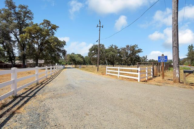 13346 Rices Crossing Rd, Oregon House, CA 95962