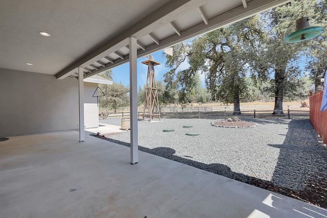 13346 Rices Crossing Rd, Oregon House, CA 95962