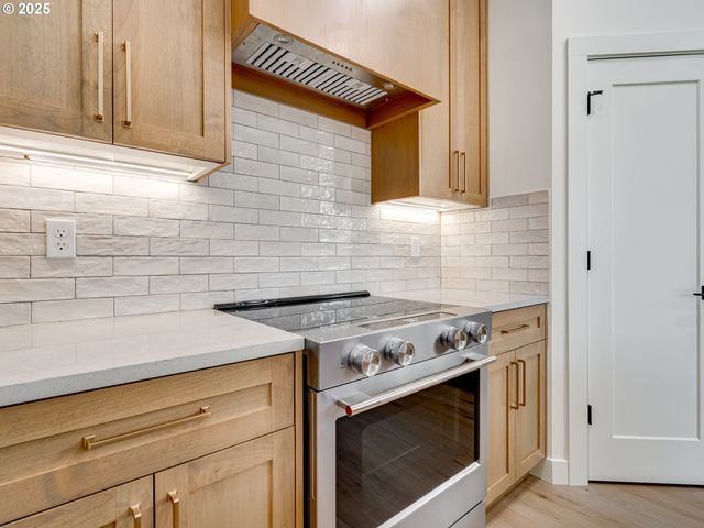 11009 Ne 55TH Ave, Vancouver, WA 98686