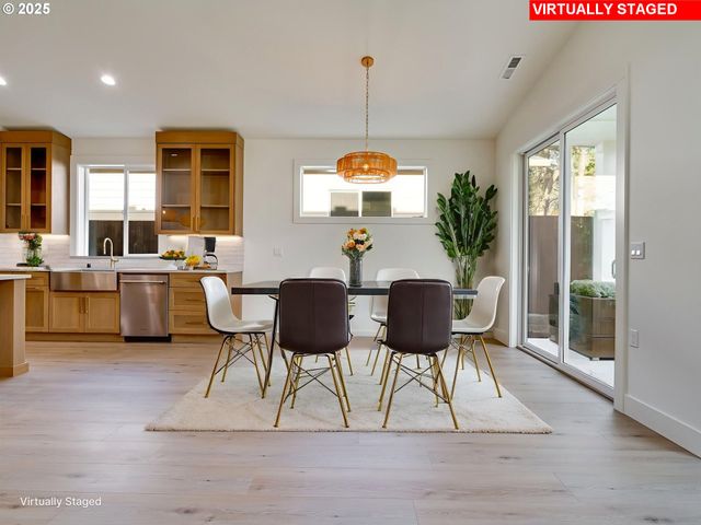 11009 Ne 55TH Ave, Vancouver, WA 98686