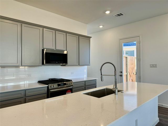 5506 Amber Brook Lane, Fulshear, TX 77441