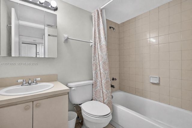 199 SW 12th Avenue 415B, Miami, FL 33130