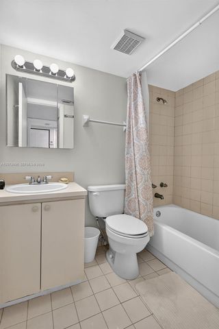 199 SW 12th Avenue 415B, Miami, FL 33130