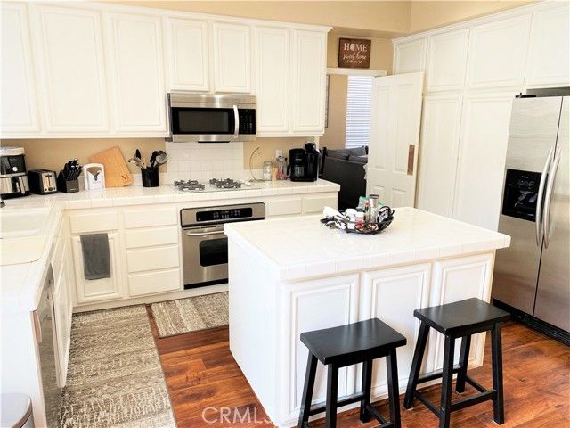 36 Del Ventura, Irvine, CA 92606