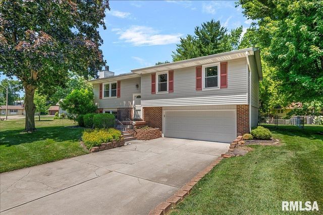 2629 Lemont Drive, Springfield, IL 62704