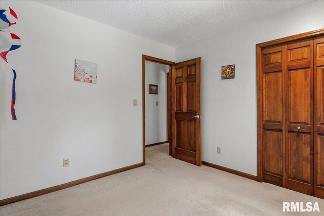 2629 Lemont Drive, Springfield, IL 62704