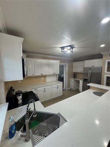 16008 SAGEBRUSH ROAD, Tampa, FL 33618