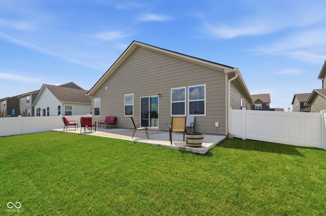 1252 Patens, Greenwood, IN 46143