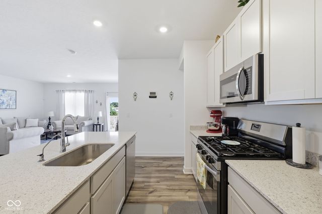 1252 Patens, Greenwood, IN 46143
