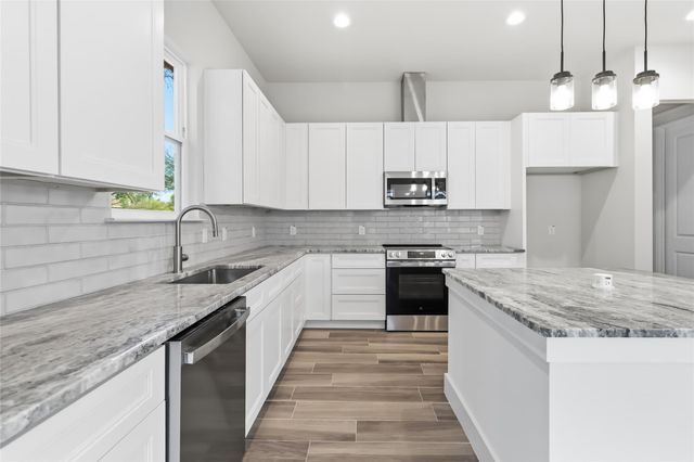 17 Summertime CIR, Wimberley, TX 78676