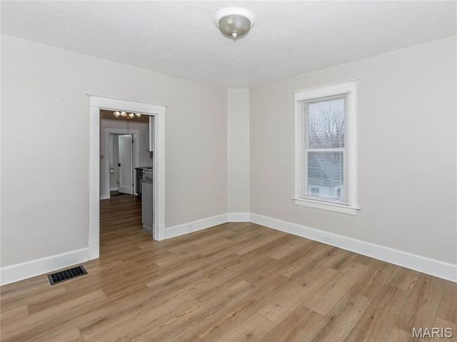 422 S Aurora Street, Collinsville, IL 62234
