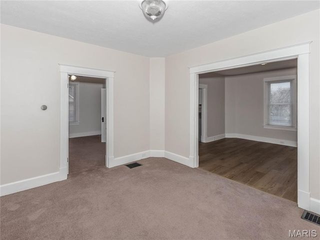 422 S Aurora Street, Collinsville, IL 62234