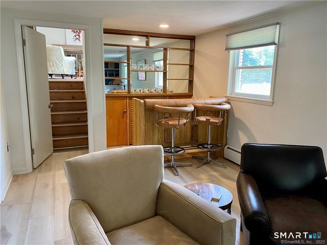 14 Stonegate Drive, Branford, CT 06405