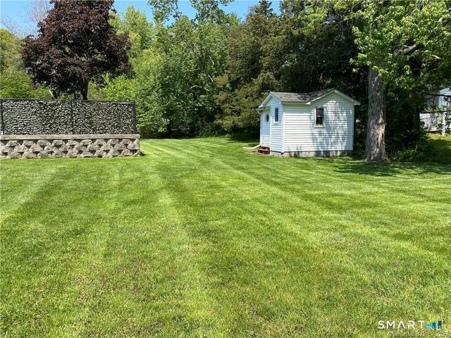 14 Stonegate Drive, Branford, CT 06405