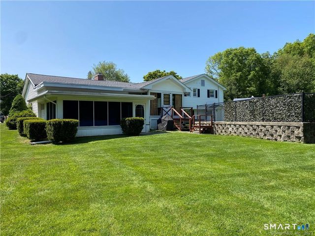 14 Stonegate Drive, Branford, CT 06405