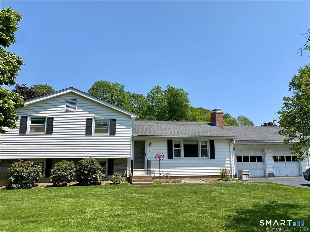 14 Stonegate Drive, Branford, CT 06405