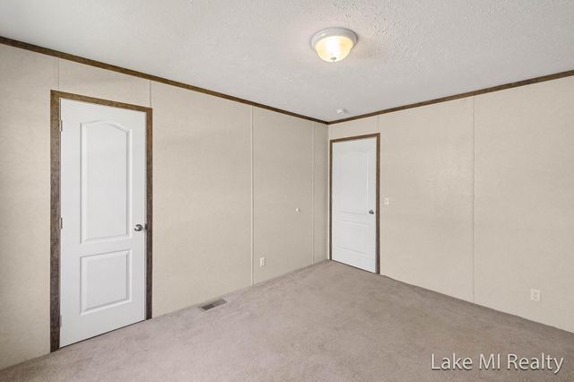 104 Gardens Boulevard NW, Grand Rapids, MI 49534