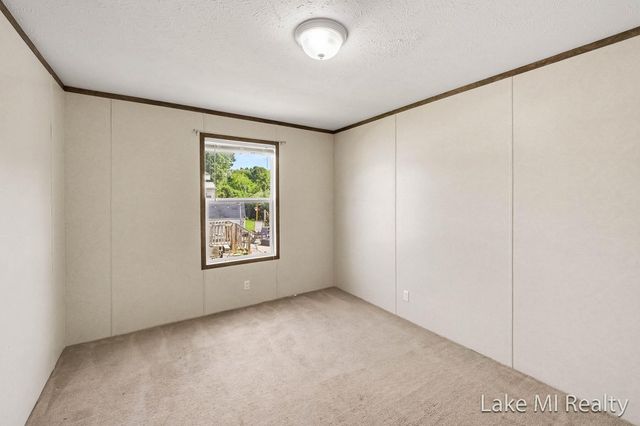104 Gardens Boulevard NW, Grand Rapids, MI 49534