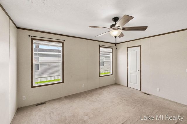 104 Gardens Boulevard NW, Grand Rapids, MI 49534