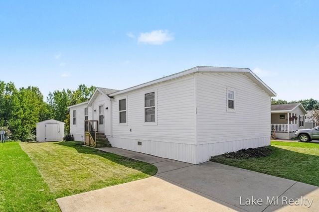 104 Gardens Boulevard NW, Grand Rapids, MI 49534