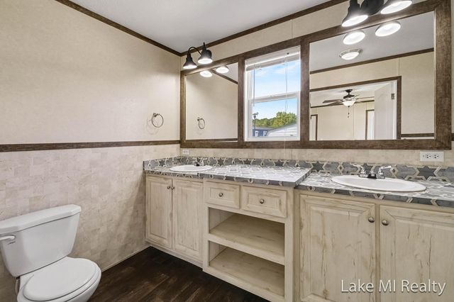 104 Gardens Boulevard NW, Grand Rapids, MI 49534