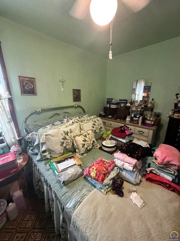 511 NE Scotland AVE, Topeka, KS 66616