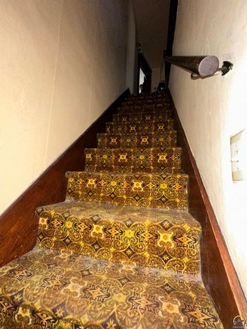 511 NE Scotland AVE, Topeka, KS 66616