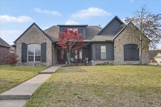 4674 E 145th Place, Bixby, OK 74008