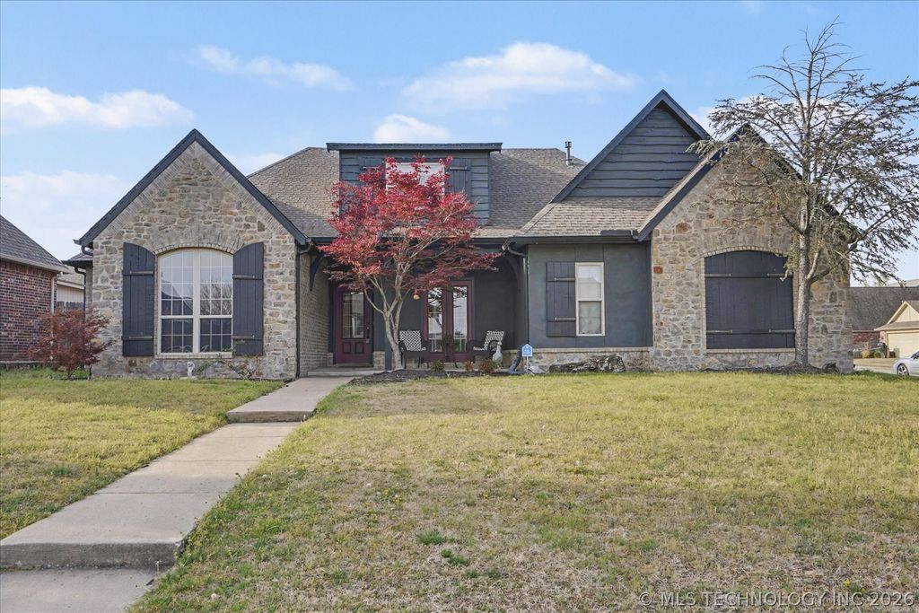 4674 E 145th Place, Bixby, OK 74008