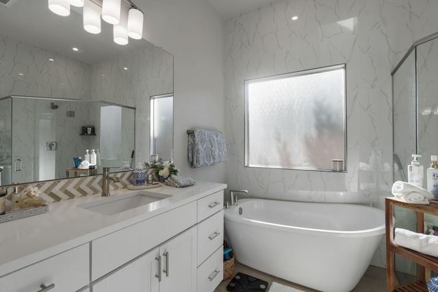 7923 Tiburon Hills Drive NW, Albuquerque, NM 87120