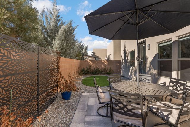 7923 Tiburon Hills Drive NW, Albuquerque, NM 87120