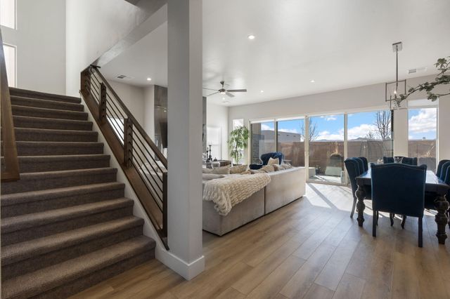 7923 Tiburon Hills Drive NW, Albuquerque, NM 87120