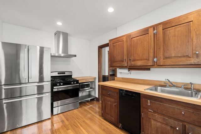 34 Roseway St., Boston, MA 02130