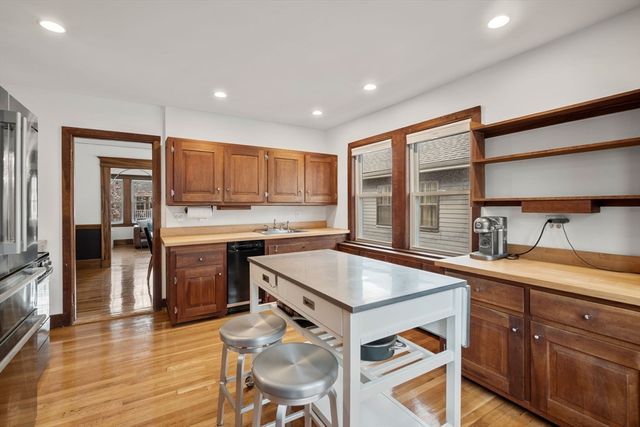 34 Roseway St., Boston, MA 02130