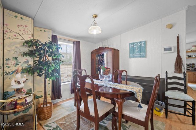 196 Tom Fripp Road, St. Helena Island, SC 29920