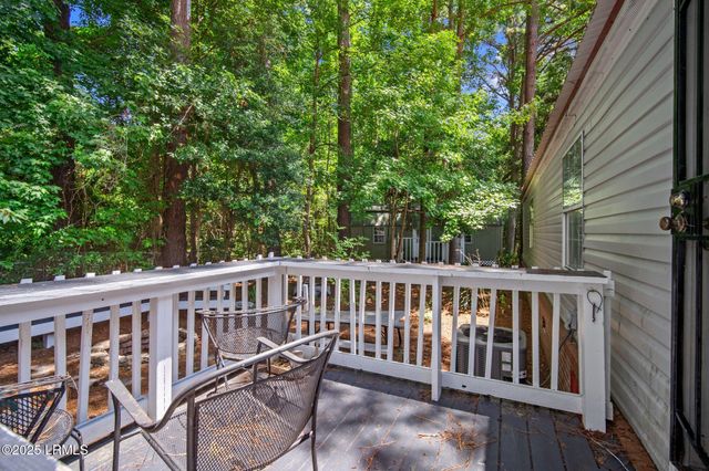 196 Tom Fripp Road, St. Helena Island, SC 29920