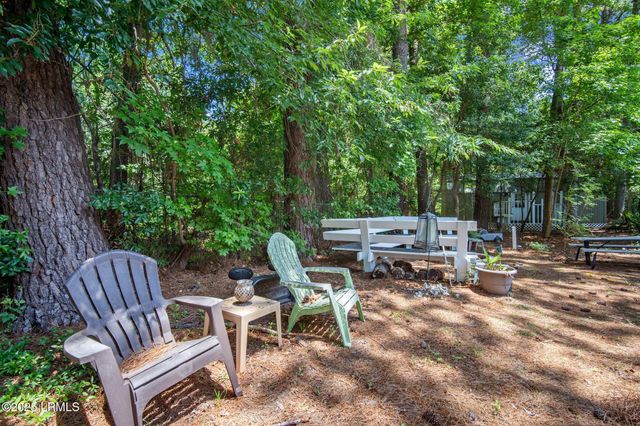 196 Tom Fripp Road, St. Helena Island, SC 29920