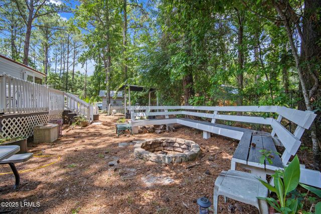 196 Tom Fripp Road, St. Helena Island, SC 29920