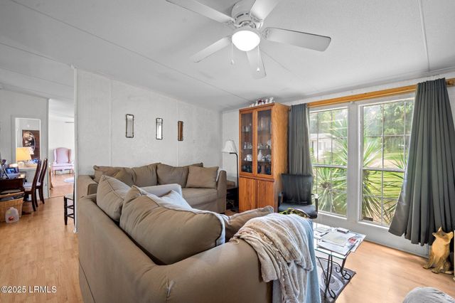 196 Tom Fripp Road, St. Helena Island, SC 29920