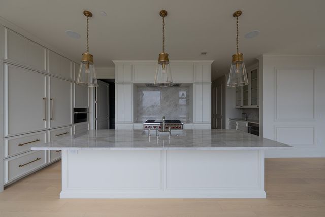 595 S 60th Street 303, West Des Moines, IA 50266